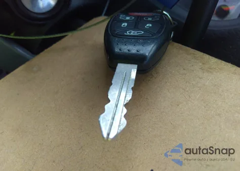 2005 Dodge Grand Caravan Sxt from USA, damaged, VIN 2D4GP44LX5R482367